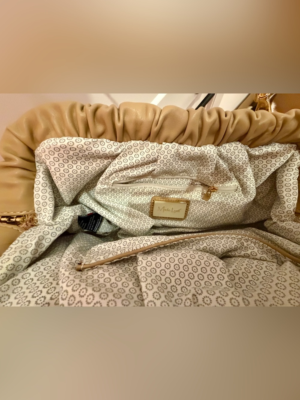 Moda Luxe Gold Chain-Handle Women's Clutch - Picture 3 of 3
